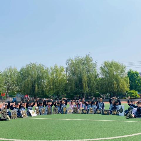 “艺语绘心”【公益美术课堂】第十八期--《仿铜画》