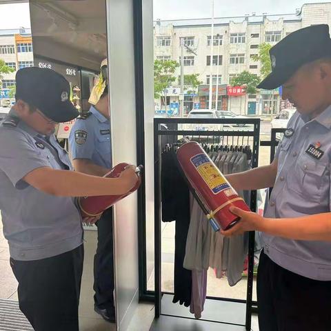 【学思想  强党性   重实践   建新功】中兴社区联合辖区民警做好安全月消防安全检查工作