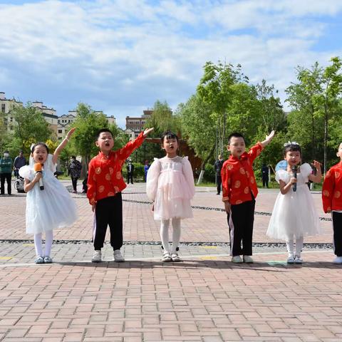 《孝心常伴，快乐同行》伏羲幼儿园六一文艺汇演