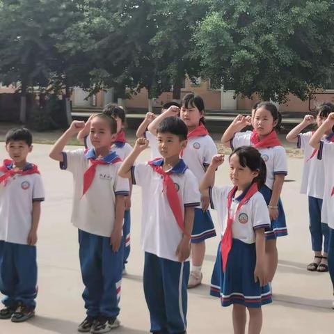 红旗之下 新星闪耀——2023年度池套小学首批新队员入队仪式