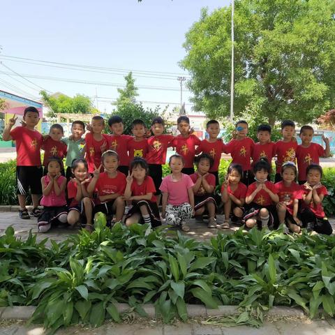 缤纷童年，多彩六一———北王力乡中心幼儿园幼儿园大二班