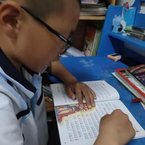 东盛小学四年八班门冠宇《家庭读书会》第179期