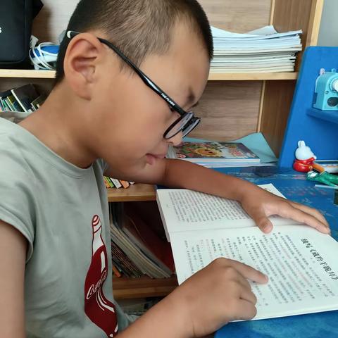 东盛小学四年八班门冠宇《家庭读书会&勤朗书香汇》第184期