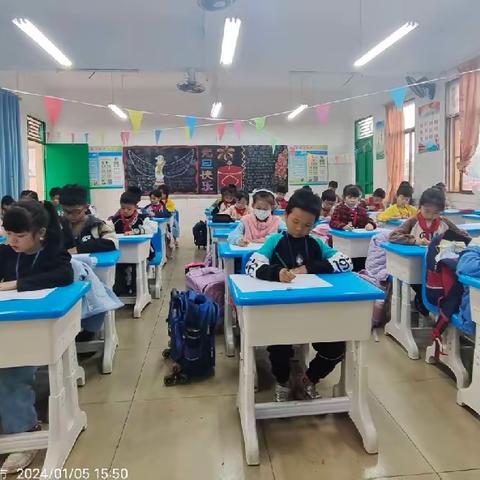 加减乘除展风采，ABCD竞锋芒 ——南康镇中心小学开展数学计算能力、英语单词听写比赛活动