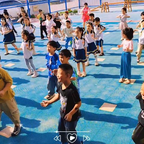 第六实验小学幼儿园苗苗班