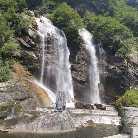 红河谷大峡谷一日游