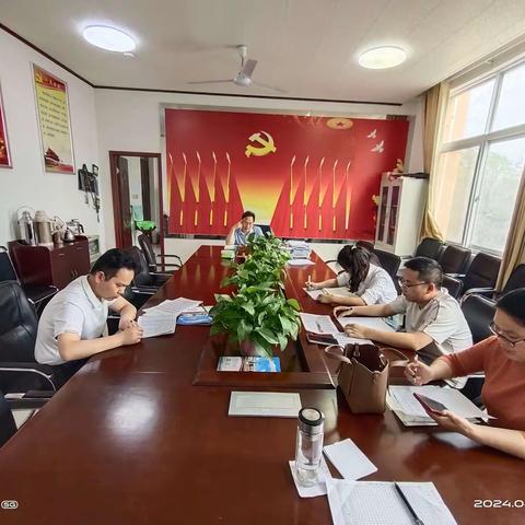 精准分析，竭力备战——杨楼一中九年级各班县一模质量分析会