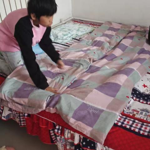 常怀感恩之心，争做孝心少年 五15班感恩系列