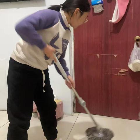 常怀感恩之心，争做孝心少年 五8班感恩系列