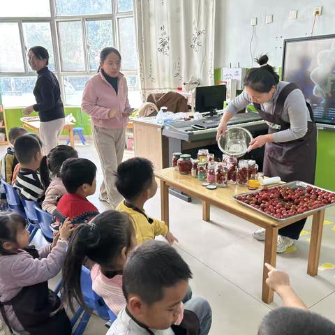 亲自然课程趣无穷 山楂树下悟成长——广饶县大码头镇中心幼儿园解锁自然教育新玩法