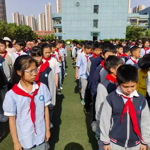 阳光大课间  跑出真风采