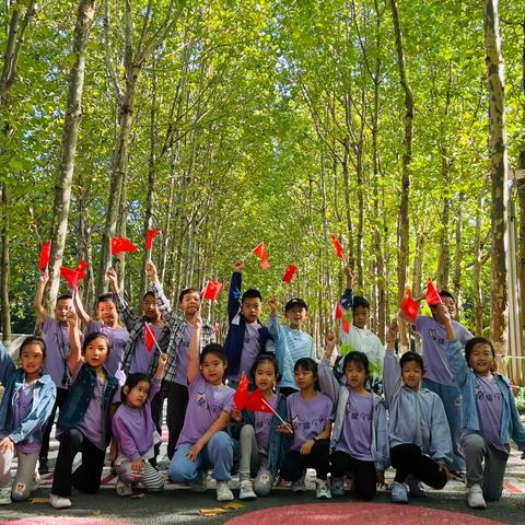 【全环境立德树人】童心向祖国，共绘中国梦---青岛宁安路小学二（6）中队社会实践活动