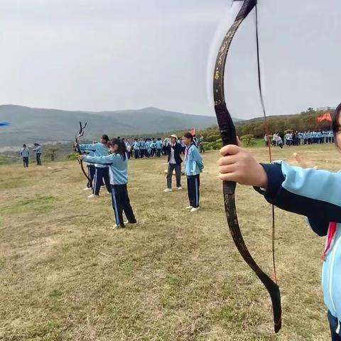 军事研学成长营——精英少年 勇往直前