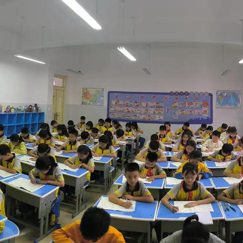 “品文字之美，享书写之乐”——南蒲街道樊屯小学师生日课作品展示（三十八）