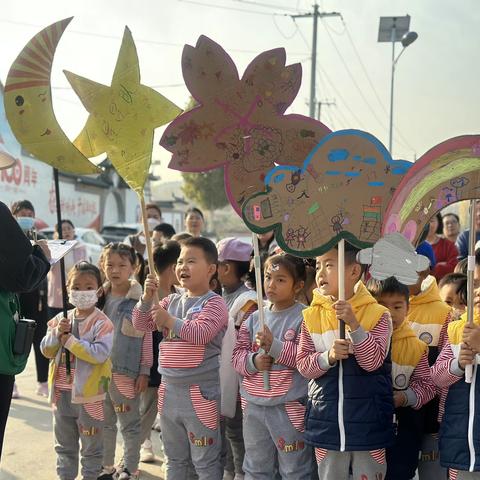 童挖秋果，趣享秋游 ---济南市莱芜实验幼儿园扬帆班秋游活动