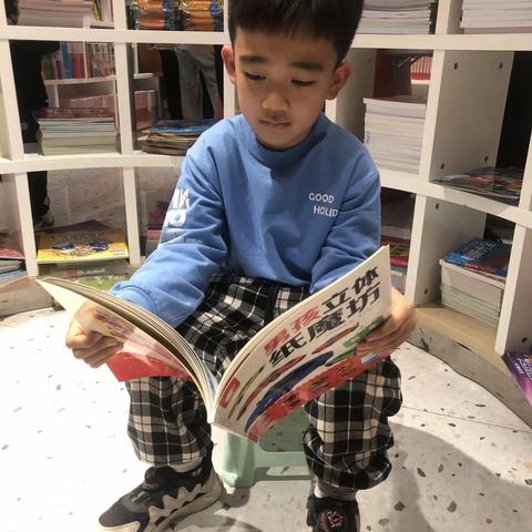 “爱读书，读好书，好读书”骅西小学二年级二班张国煜分享