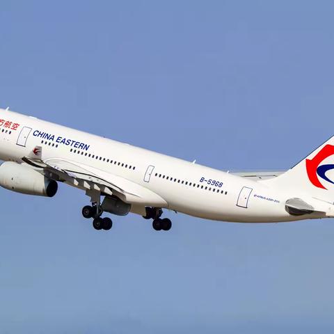 畅游鄂尔多斯、响沙湾、鄂尔多斯大草原、成吉思汗陵、蒙古源流、颐和文化生态园、 康巴什、鄂尔多斯羊绒工厂、休闲度假五日游