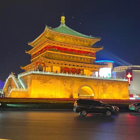 盛世西安、兵马俑、大唐不夜城、钟楼、鼓楼，大雁塔、延安、南泥湾、壶口瀑布、枣园、革命纪念馆、自驾车五日游