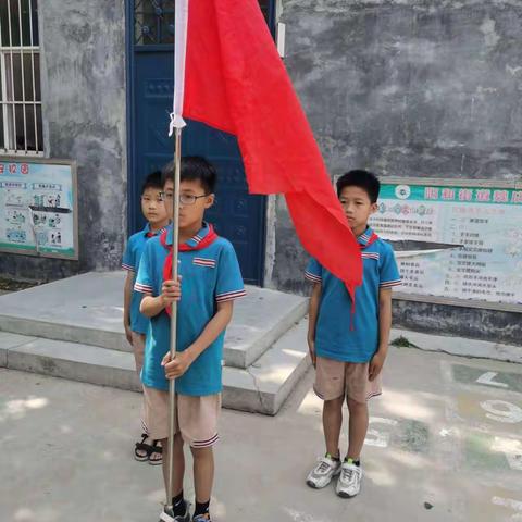 喜迎二十大，庆祝“六一”——原阳县阳和街道魏店小学四年级入队仪式