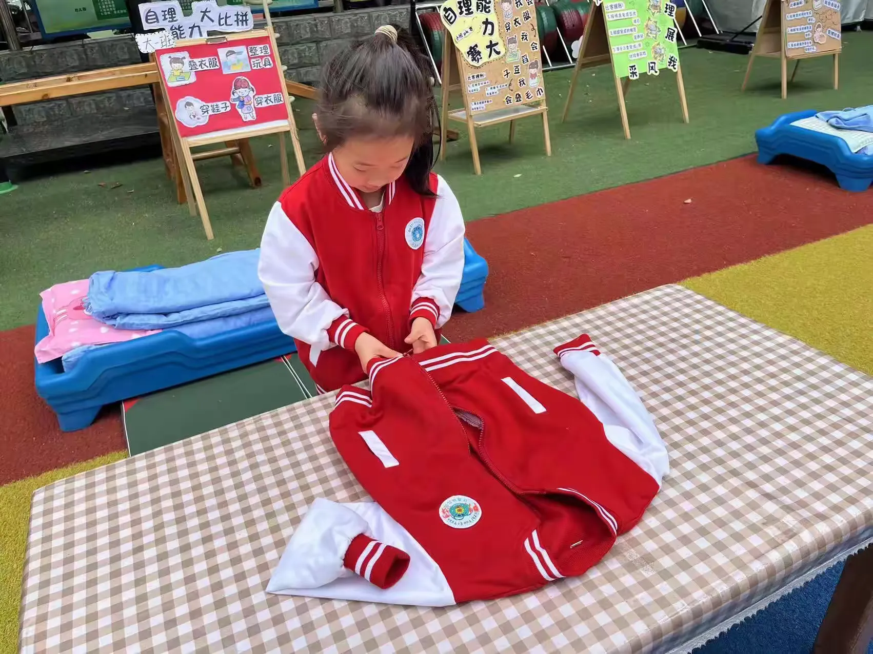 简篇-“萌宝自立,自主绽放”—源汇区区直幼儿园庆五一幼儿自理能力大赛活动