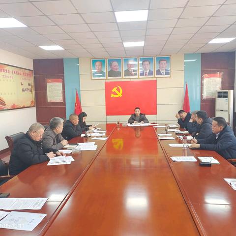 县住建局传达学习县委经济工作暨城市工作会议精神