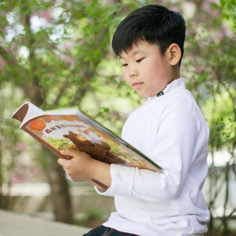 书香润童年，经典我来诵