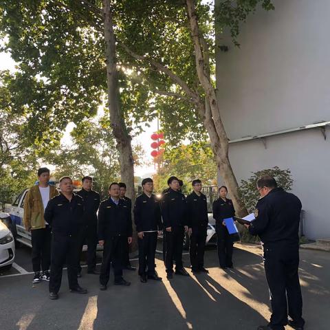 公用事业执法大队组织召开周例会