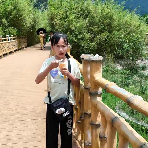 忻城红渡乐滩竹海一游