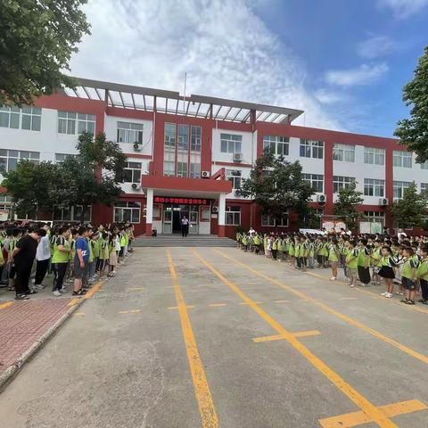 “暑期防溺水，安全不放假”——青州市谭坊镇谭坊小学国旗下的主题宣讲