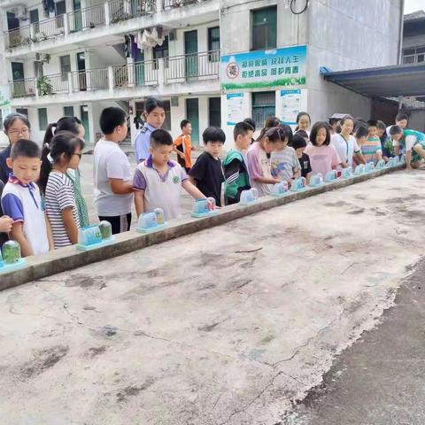 全民反诈，你我同行——黄鹿小学“法律”进校园宣传活动