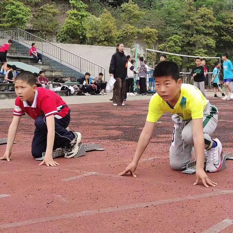 佳绩促进新征程——卧龙小学参加梓潼县学生田径比赛取得优异成绩