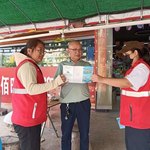 “小网格”守护“大平安”，八所镇网格员开展交通安全宣传工作