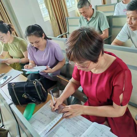 “集众人智慧  ，采众家之长”——定城镇中心2023-2024年度第二学期数学组集体备课