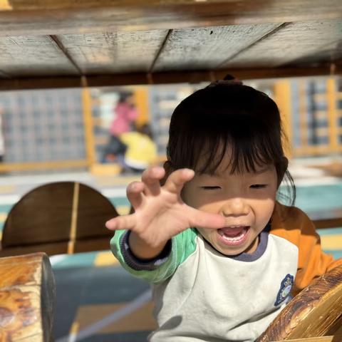 达旗白柜幼儿园大二班幼儿一日生活视频