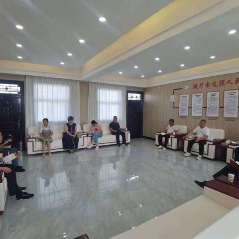 涝店街道召开人大代表公众满意度测评工作座谈会