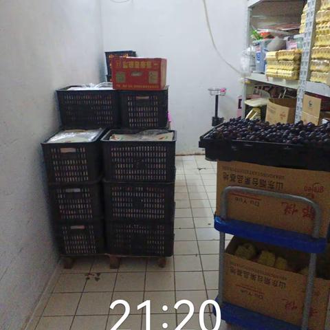 赤壁店蔬果课中班前后场卫生图片2023.5.7