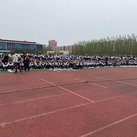 弦歌不辍，“绳”韵铿锵——阿荣旗第一中学2025年教职工拔河比赛热血纪实
