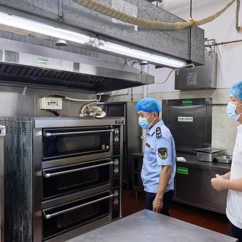 海口市市场监管局美兰分局强化餐饮油烟治理助力大气污染防治