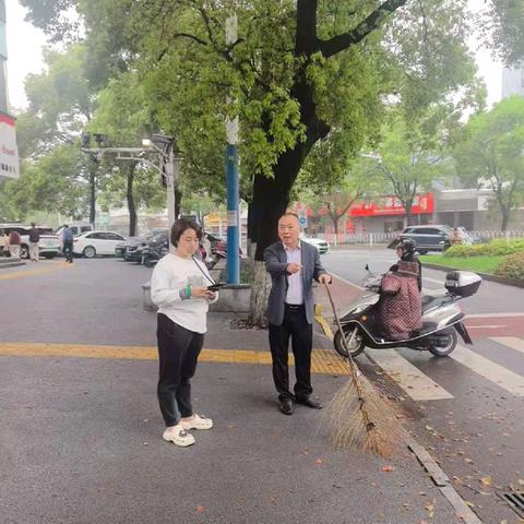 【萍乡玉禾田】风雨中的“橙色防线”萍乡玉禾田环卫汛期安全作业——玉禾田