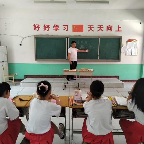 关爱学生幸福成长  破井小学“爱眼日”主题活动