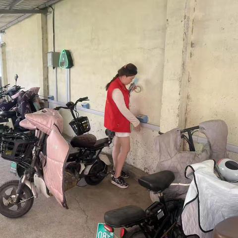 【东方社区第二十三网格】 安全"体检"进行时，网格红为小区平安护航