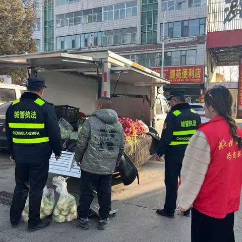 【东方社区】重拳整治占道经营 筑牢消防安全防线