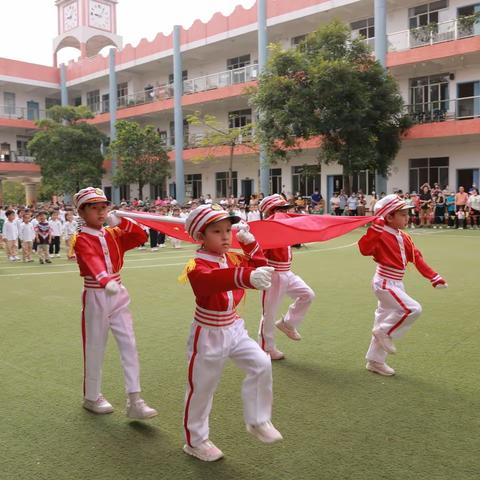 《知节气，爱劳动》——清溪镇中心幼儿园主题晨会