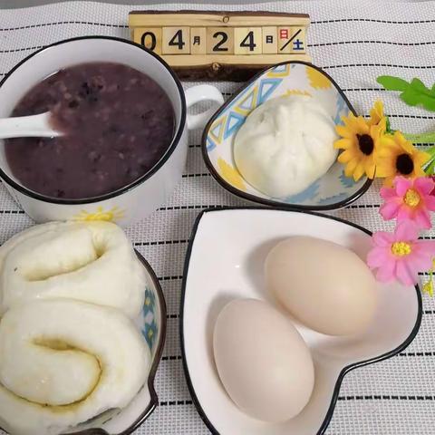 玛丽幼儿园营养食谱4.24