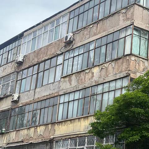 长北片区墙皮脱落情况