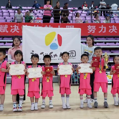 小篮球🏀大梦想！热血"篮"🏀不住，红都世纪城幼儿园&聪明豆幼儿篮球兴趣班开始招生啦🔥🔥🔥