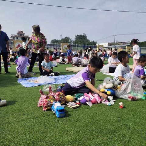 【百日提升活动】 “小市场，大体验” 跳蚤市场活动——孙家集街道中心幼儿园大三班