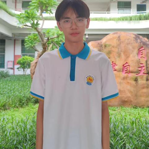 海南省农垦中学高一年级9月之星