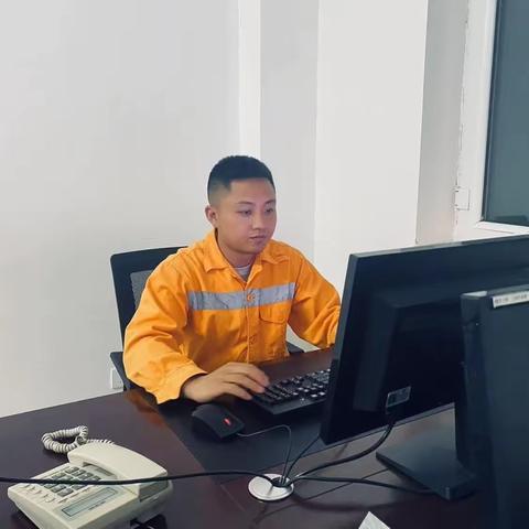 《青春在格库线绽放光芒》
