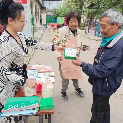 信号厂社区开展垃圾分类宣传活动